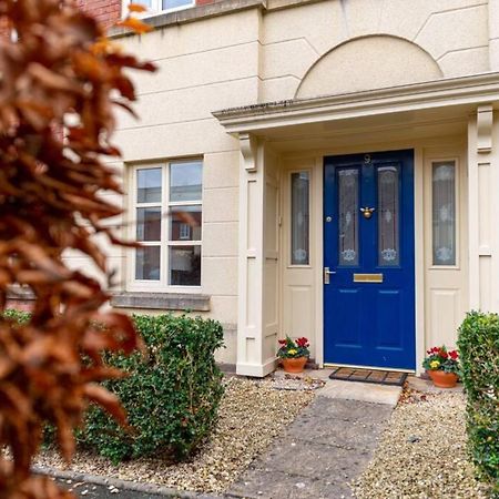 Burlington Place, Shrewsbury. 2 Bedroom, Private Parking, 5 Minutes From Town Exterior foto